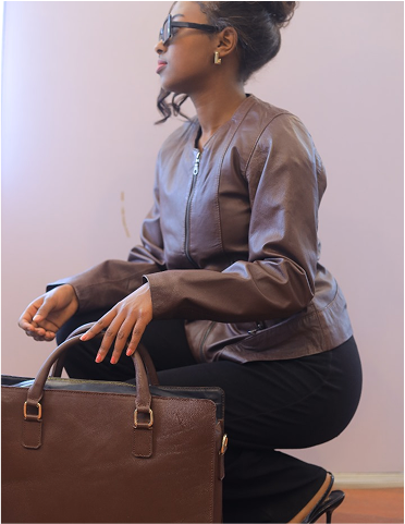 Elegant Leather Office Handbag – Professional, Spacious & Stylish