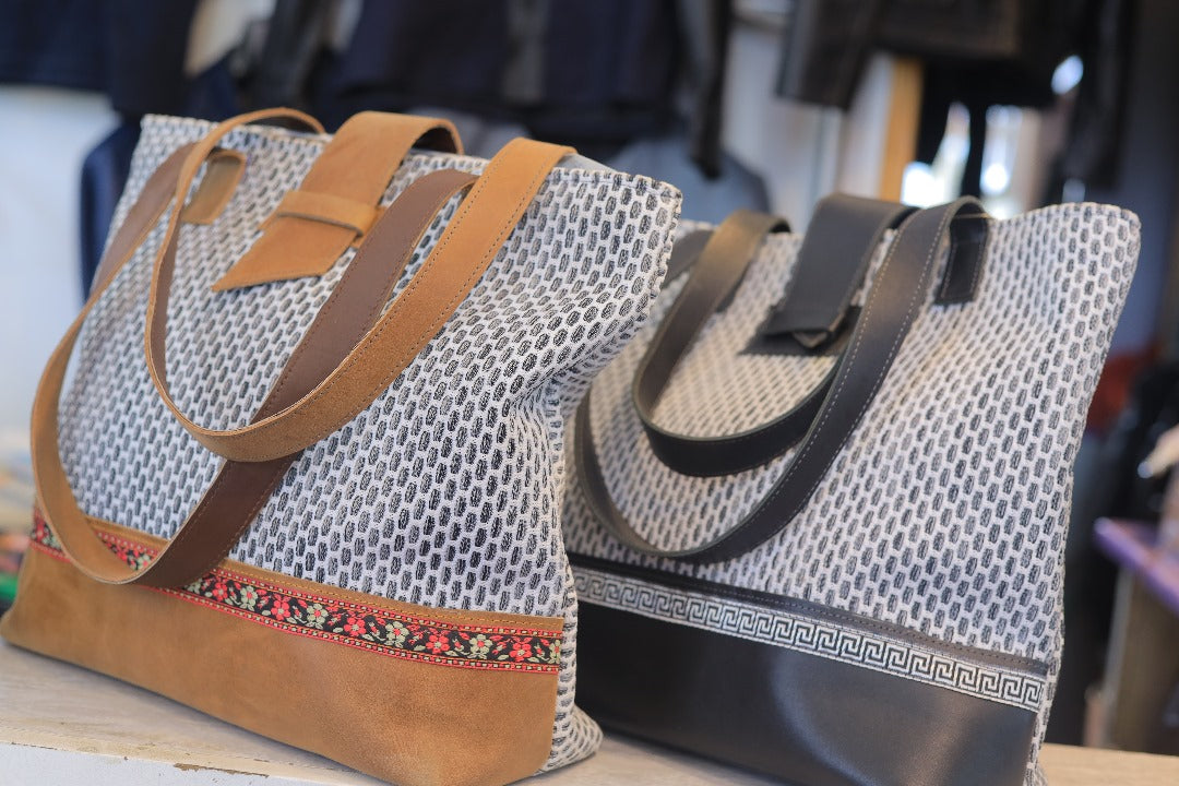 Boho Canvas Tote Bag – Durable, Spacious & Stylish Everyday Carry-All