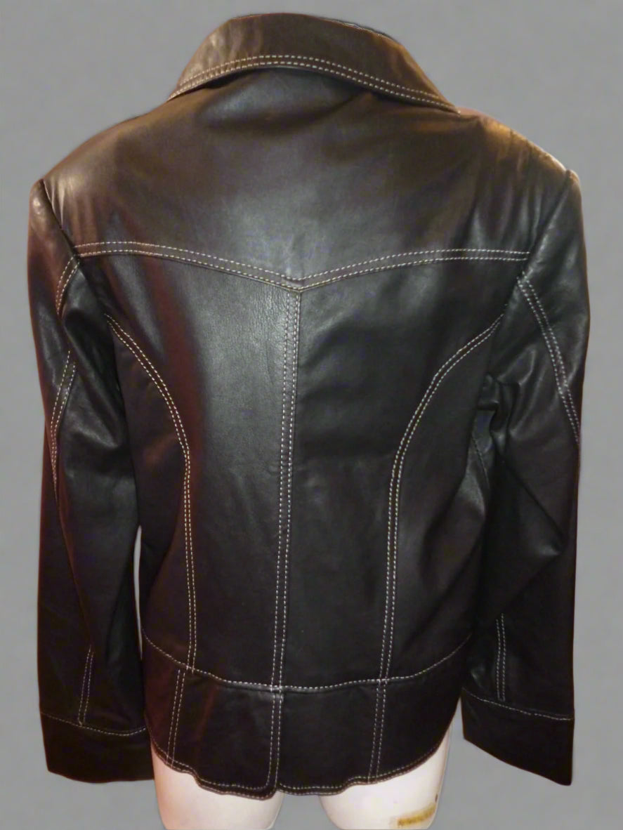Ladies Leather Jacket – Sleek Black Leather Jacket for Women in Black